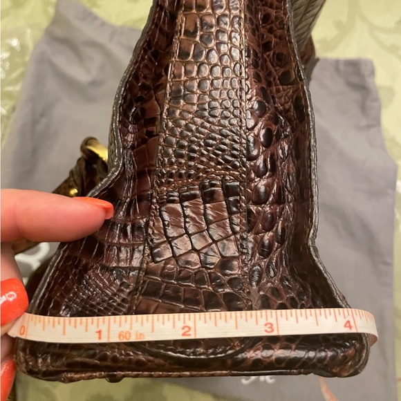 Vintage Brahmin Crocodile Embossed Gold Accents Shoulder Hand Bag Purse Dust bag - Picture 13 of 16